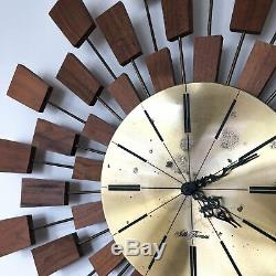 1970s Grandeur Sunburst Wall Clock by Seth Thomas Starburst