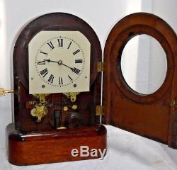 ANTIQUE SETH THOMAS PLYMOUTH CONNECTICUT 8 DAY CHIME CLOCK TUDOR No. 1 WORKING