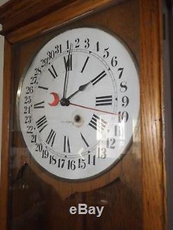 Antique 1900 Seth Thomas Oak Case Regulator Wall Clock with Calendar RUNS GREAT