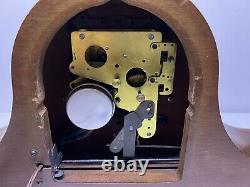 Antique 1950s Seth Thomas Lynton-1E Tambour Electric Striking Mantle Clock