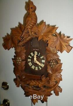 Antique German Black Forest Seth Thomas Fox & Owl In Grape Vineyard Cuckoo Clock