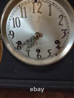 Antique Seth Thomas 8 Day Mantle Clock With Key Works. Beautiful