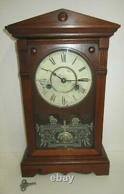 Antique Seth Thomas Mantel Clock 30-Hour, Time/Strike, Key wind