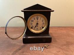 Antique Working Seth Thomas Mantle Clock 89 C Working With Key Made In USA