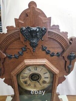 Antique seth thomas gingerbread clock