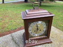 Beautiful Vintage 1979 Seth Thomas Chiming Mantle Clock PRISTINE Works Great