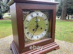 Beautiful Vintage 1979 Seth Thomas Chiming Mantle Clock PRISTINE Works Great