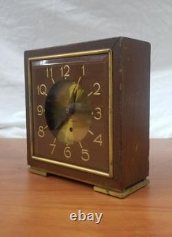 Beautiful Vintage Seth Thomas Desk Clock Brown and Gold