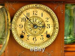 Beautifully restored Seth Thomas Adamantine Sucile mantel clock. Circa 1904