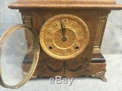 Big antique Seth Thomas american clock 19th century 1880 wood brass with key