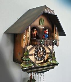 Cuckoo clock germany black forest vintage Seth Thomas one of a kind unique