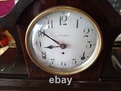 ESTATE FRESH SETH THOMAS ADAMATINE Mantel Clock, runs, needs pend. And chime