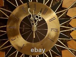 MCM BEAUTIFUL Mid Century Brass Teak Seth Thomas Sunburst Clock E630-000 WORKS