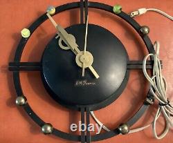 MCM WALL CLOCK SETH THOMAS SILHOUETTE ATOMIC AGE CLOCK c. 1950 Works