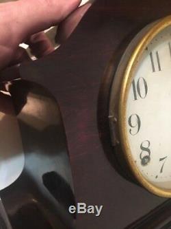 Nice Elegant Antique Seth Thomas Mantle Clock Faux Wood Grain Veneer 89AL