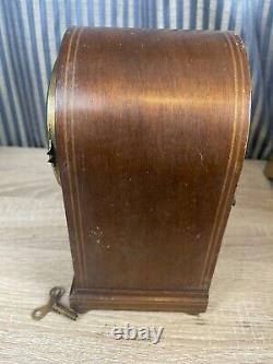 Petite Beautiful Mahogany Seth Thomas beehive mantel clock With Key And Pendulum