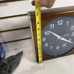 RARE Vintage MCM Seth Thomas Clock Quartzmatic Wood Metal Conference Lays Flat