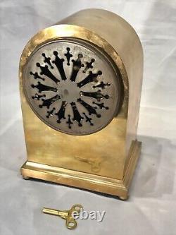 Rare Vintage Antique USA Seth Thomas Strikes Keywound Bronze Clock W Pendulum