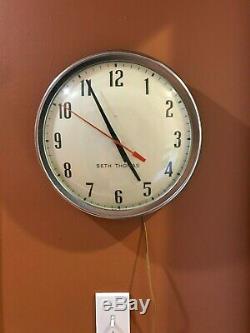 Seth Thomas 14 1/4 Manager Electric Wall Clock Chrome CAT 611 Industrial SS18D