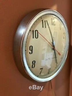 Seth Thomas 14 1/4 Manager Electric Wall Clock Chrome CAT 611 Industrial SS18D