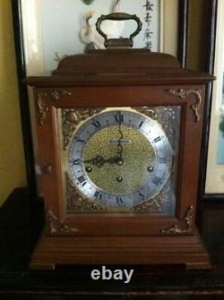 Seth Thomas 1976 Mantle Chiming Clock With 8 Day Key Winder Wood/Brass