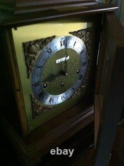 Seth Thomas 1976 Mantle Chiming Clock With 8 Day Key Winder Wood/Brass