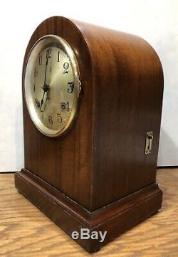 Seth Thomas 4 Rod Sonora Chime Mantle Table Bracket Shelf Clock