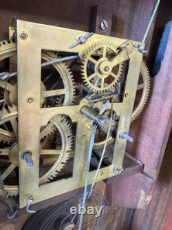 Seth Thomas Antique Wall Pulley & Pendulum Clock Read