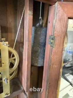 Seth Thomas Antique Wall Pulley & Pendulum Clock Read