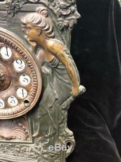 Seth Thomas Art Nouveau Clock With Key And Pendulum