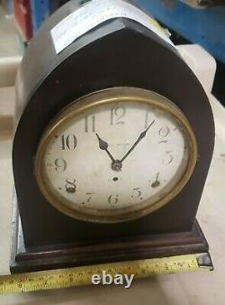 Seth Thomas Bee Hive Mantel Clock Mid 1930s with key & pendulum beautiful shape