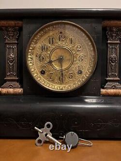 Seth Thomas Caramel Swirl Adamantine Mantle Clock