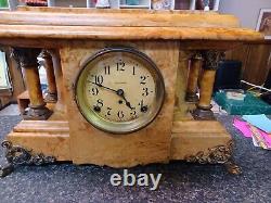 Seth Thomas Cream & Brown Adamantine 4 Pillar Mantle Clock Faux Marble Key Works