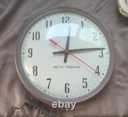 Seth Thomas Electric Wall Clock metal