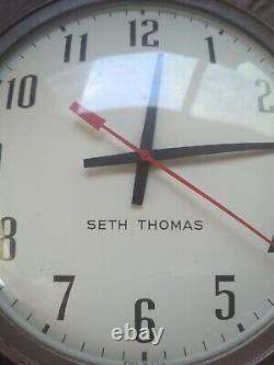 Seth Thomas Electric Wall Clock metal