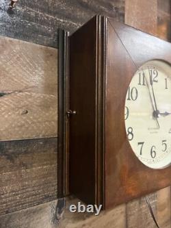 Seth Thomas Executive Synchronous Electric Vintage Clock