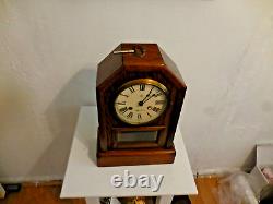 Seth Thomas Industries Made in Conn USA A 206-012 Mental Clock with Hammer Chime