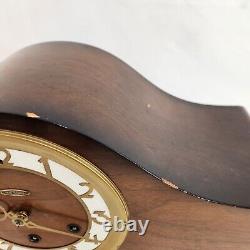 Seth Thomas Pembroke Mantle Clock Midcentury Wood Veneer Canada with Key Vtg