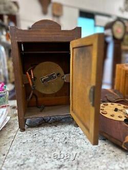 Seth Thomas Shelf Clock In Working Condition