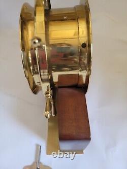 Seth Thomas Ship's WHEEL Clock Helmsman-W E537-001 Withkey