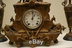 Seth Thomas Sons No-8028 spelter figural mantle clock runs