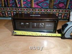 Seth Thomas Speed Read Day-Date Flip Clock Model 821, Mid Century Modern Working