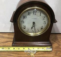 Small Miniature Seth Thomas 8 Day Mantle Table Shelf Clock