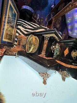 VERY CLASSY Antique Seth Thomas Adamantine Mantle Clock Over 100 Years Old