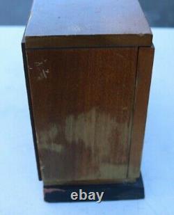 VINTAGE SETH THOMAS MODEL E515-003 WOOD MANTLE DESK CLOCK with KEY MID CENTURY