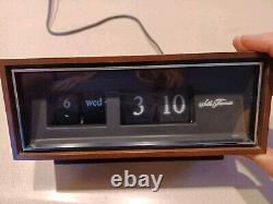 VTG Seth Thomas Speed Read Day Date Flip Clock Model 821 MCM Tested Works Great