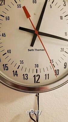 Vintage 1950s Seth Thomas Electric 24 Hour UTC Dial Wall Clock