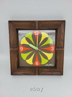 Vintage 60s/70s Era Seth Thomas Wall Clock Battery Operated Bright Colors Lime