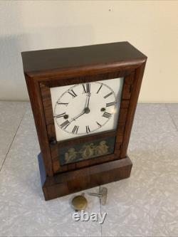 Vintage ANTIQUE SETH THOMAS COTTAGE 30 HR Cherub Glass Door MANTEL CLOCK