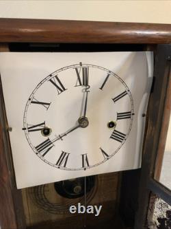 Vintage ANTIQUE SETH THOMAS COTTAGE 30 HR Cherub Glass Door MANTEL CLOCK